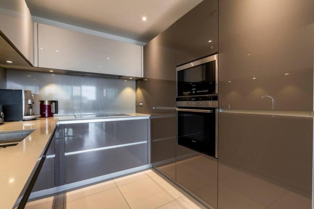 1 Bedroom Penthouse Flat In East לונדון מראה חיצוני תמונה